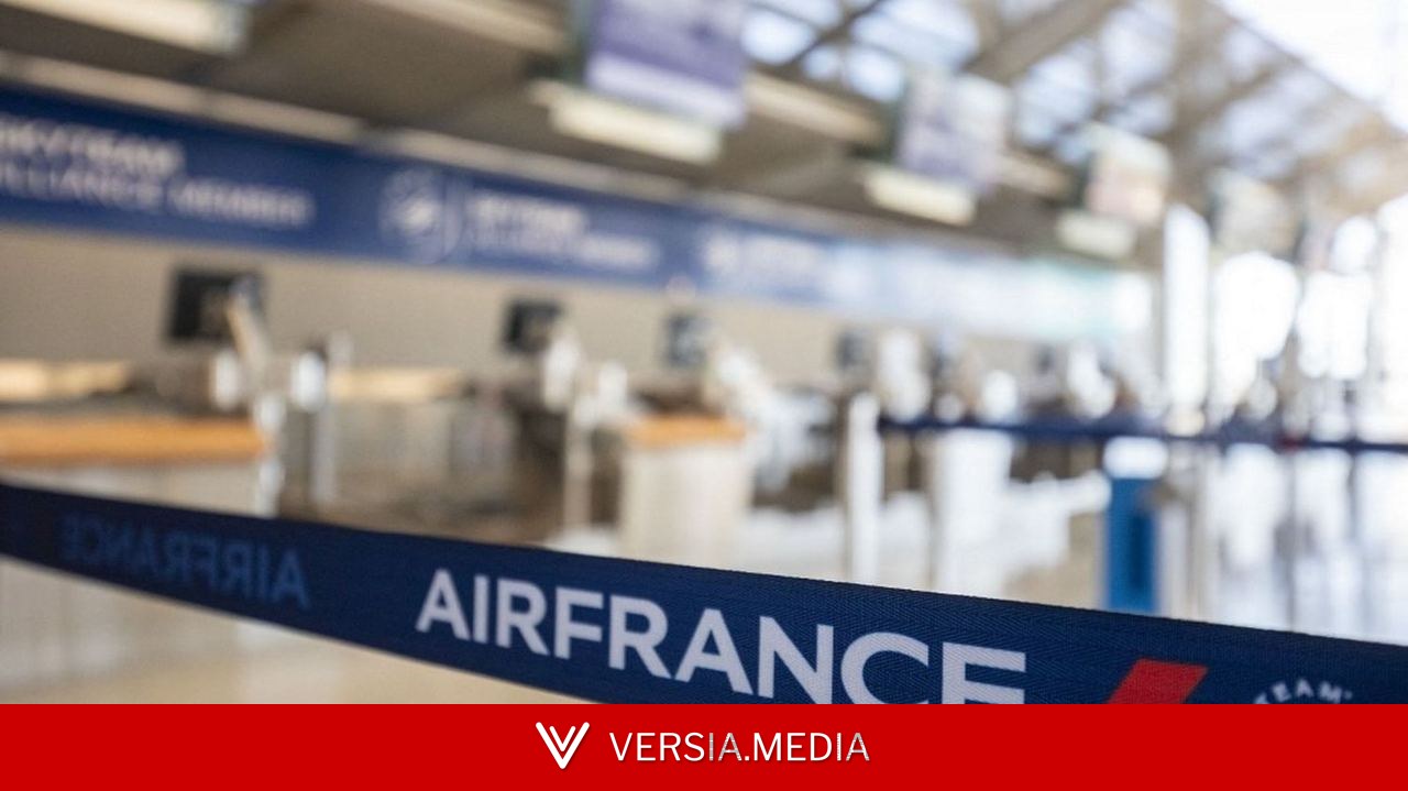 Voyageur atteint d'Ebola : Air France a suspendu ses vols Paris-Kinshasa, la reprise prévue samedi